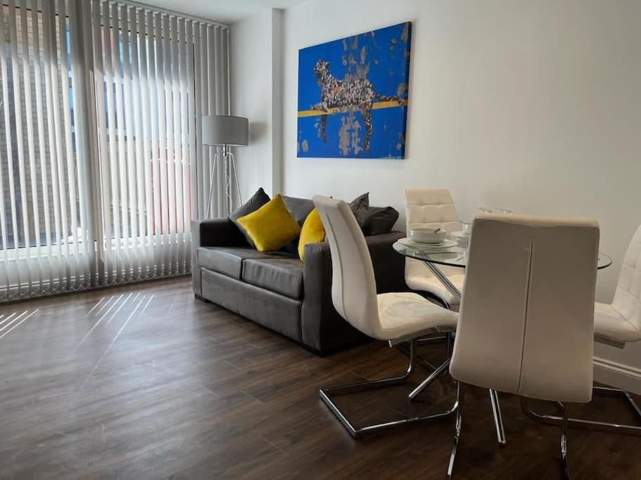 Spacious, Bright & Modern 1 & 2 Bed Apartments At Sligo House - Central Watford Watford  Luaran gambar