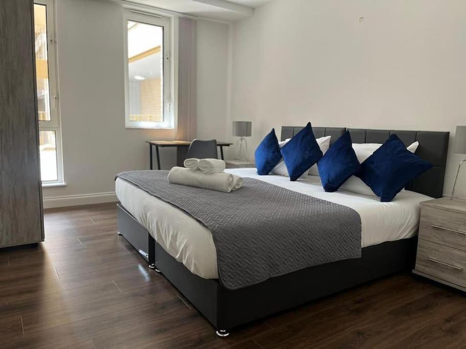 Spacious, Bright & Modern 1 & 2 Bed Apartments At Sligo House - Central Watford Watford  Luaran gambar